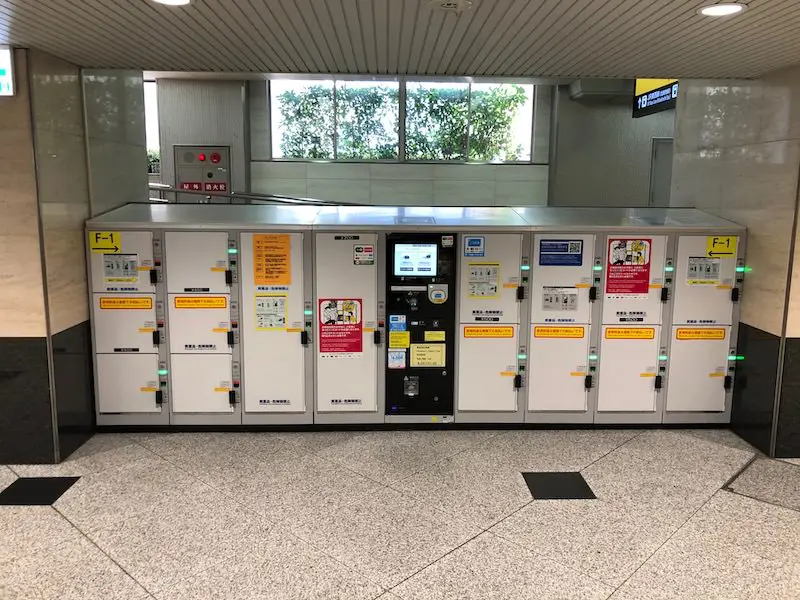 1楼樱桥口·大阪格兰比亚大酒店前【F】的硬币储物柜