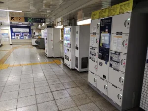 代代木公园站（东京地铁）的硬币储物柜