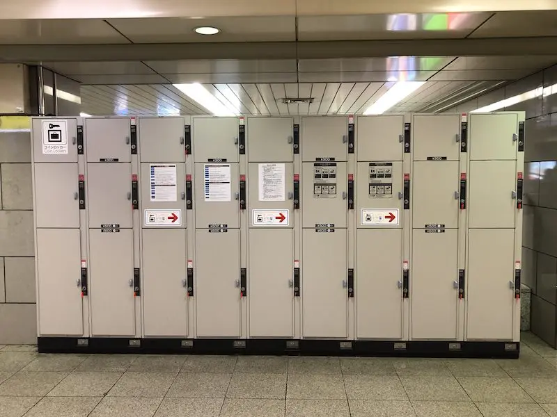 Coin lockers in the west aisle near the north ticket gate of Nishi-Umeda Station