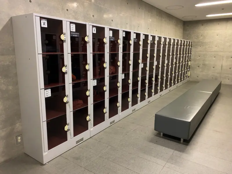 Coin Lockers at Hyogo Prefectural Museum of Art 01