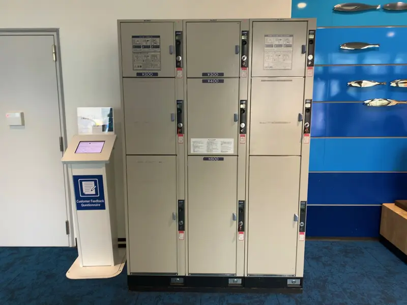 Coin lockers at 2nd floor entrance building 02