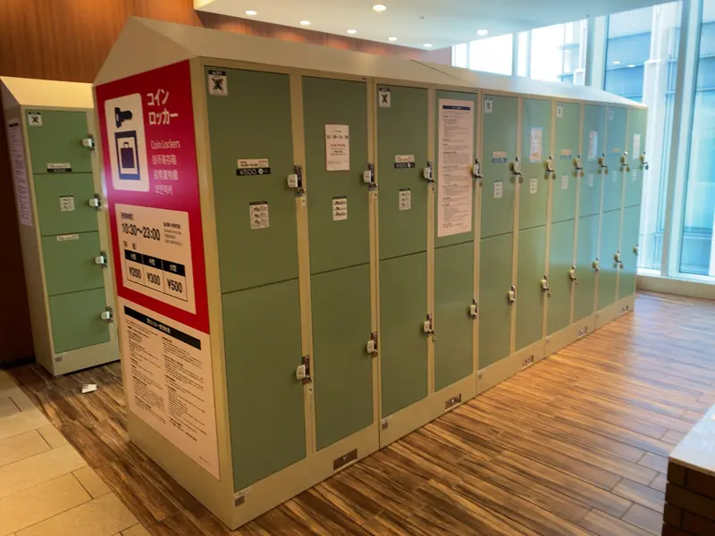 Coin Lockers at KITTE Hakata 01