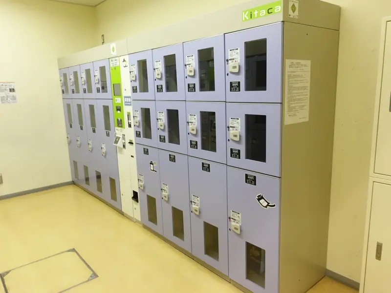 Coin Lockers on the 1st floor of Hakodate Airport 02