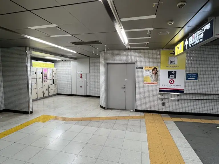 Coin lockers located in the corridor leading to the elevator