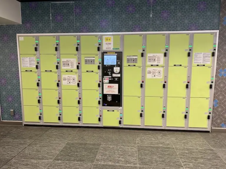 【Inside ticket gates】 Coin lockers in the park ticket gates on the 3rd floor [ Public 9]