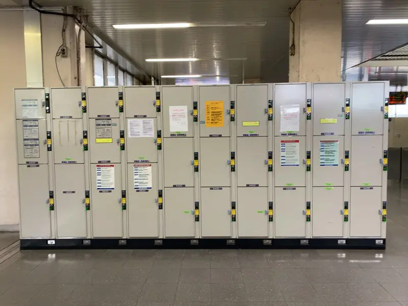 히코네역 개찰구를 나와서 오른쪽에 있는 코인 로커 01