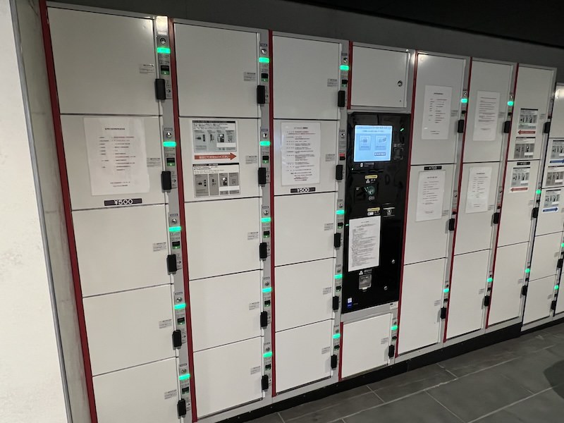 【改札外】南改札外ロッカールーム内のコインロッカー(現金専用)