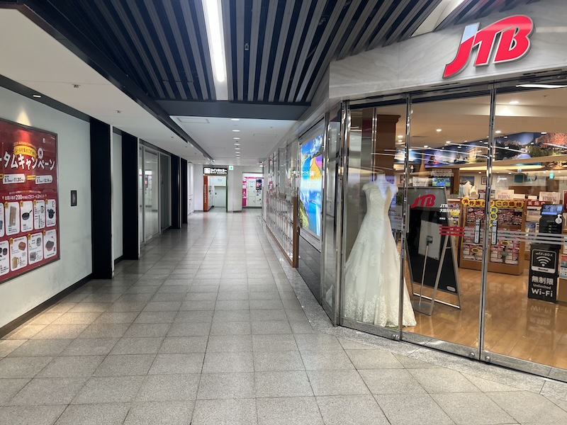 2階「JTB」奥のコインロッカー