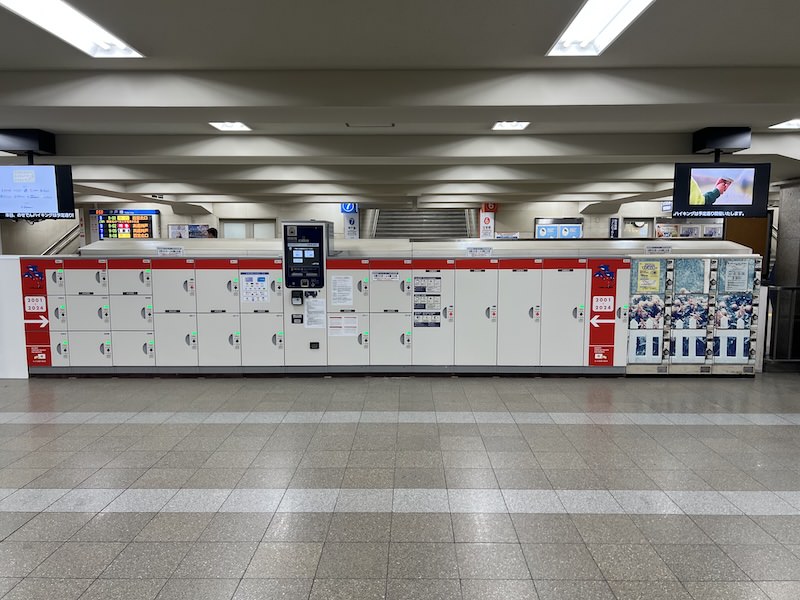 2階茶屋町口【イルカ】のコインロッカー