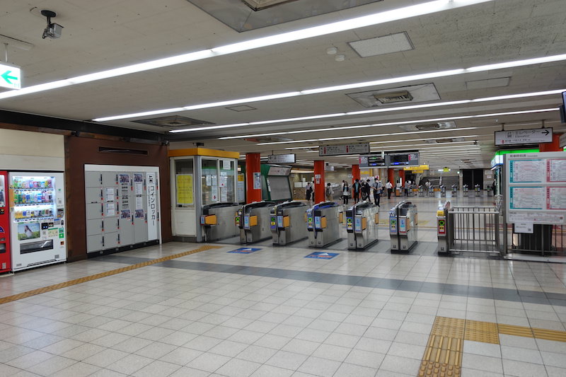 地下2階東改札口横にあるコインロッカー