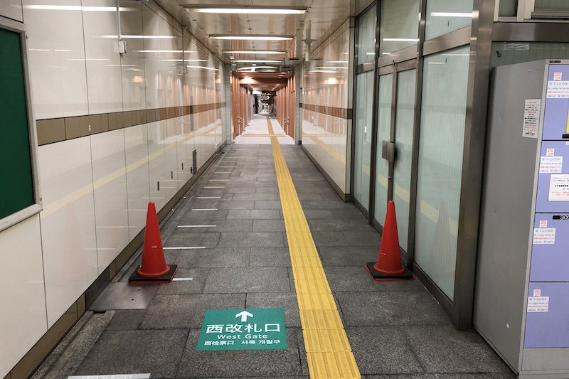 2021年12月にできた東西改札口を結ぶ地下通路