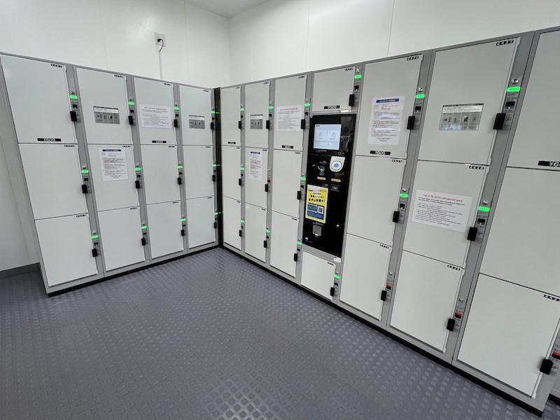 【改札外】minamoa1階東側コインロッカールーム内のコインロッカー