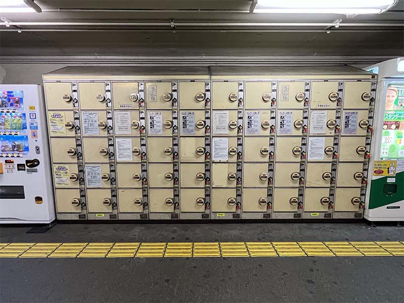 淡路駅のコインロッカー