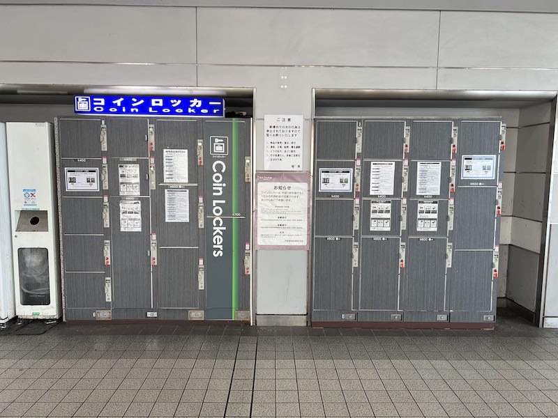 京阪門真市駅改札外南側のコインロッカー