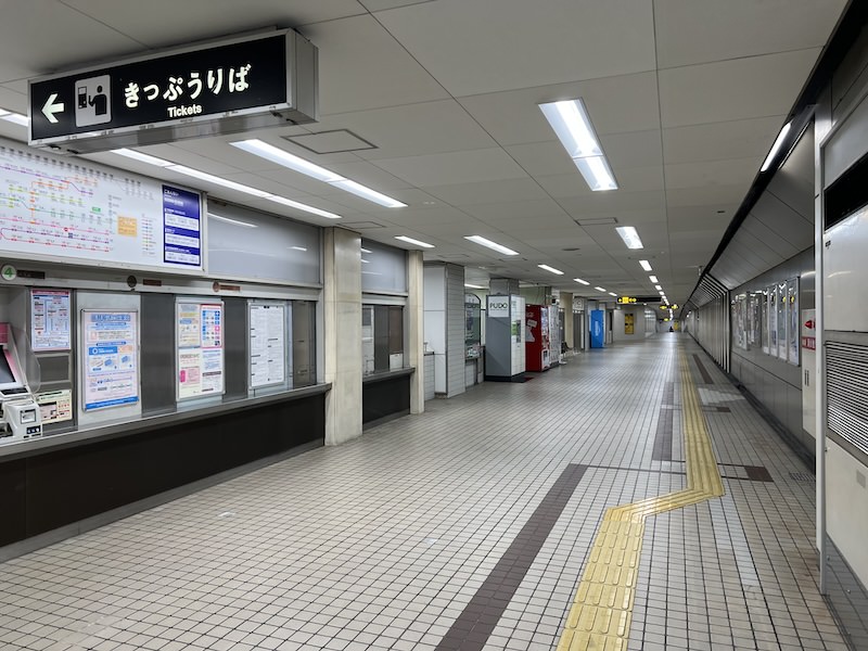 さらに通路を進む