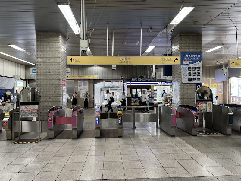 葛西駅中央改札