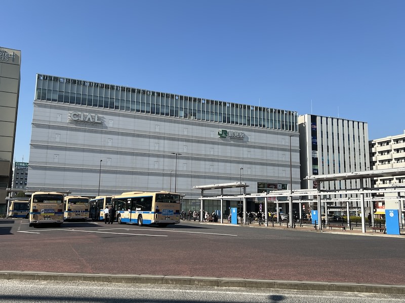 JR鶴見駅