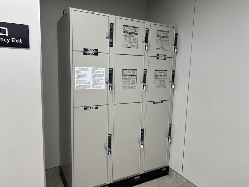 2階Zone Jのコインロッカー(百円硬貨専用)