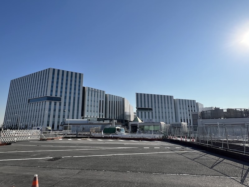 天空橋駅と羽田イノベーションシティ