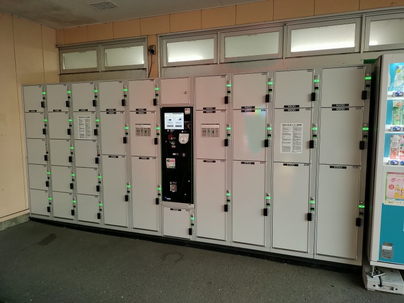 館山駅東口のコインロッカー