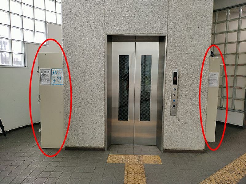 1階エレベーターのりばに2台コインロッカーがあります。